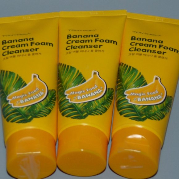 banana cream foam cleanser